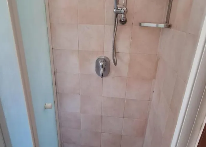 Domus Merulana Oda ve Kahvaltı